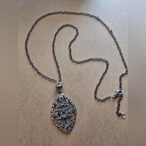 Elegant Silver Pendant Necklace